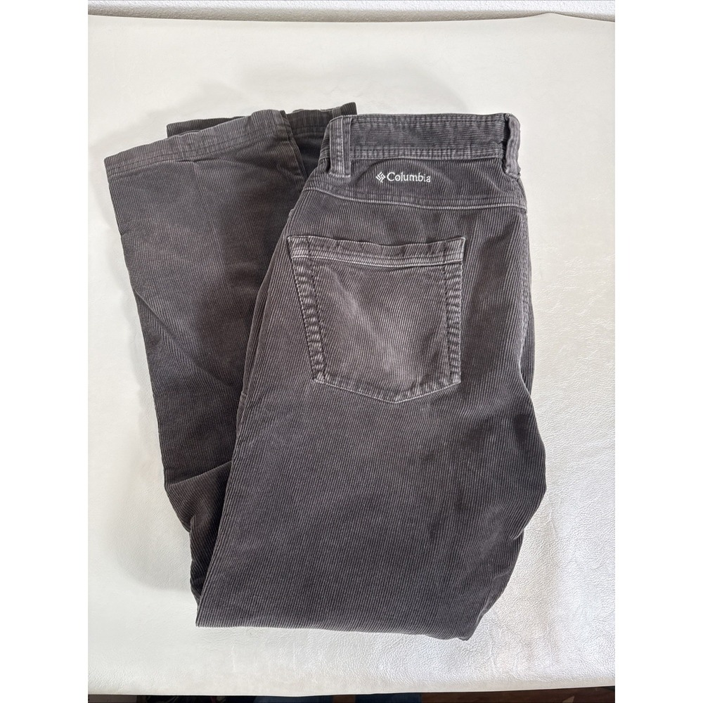 Columbia Omni Shade Men's Corduroy Pants 34 X 32 Brown. Small Hole in R Thigh